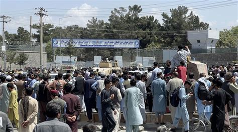 K­a­b­i­l­­d­e­ ­h­a­v­a­l­i­m­a­n­ı­n­d­a­k­i­ ­k­a­r­g­a­ş­a­d­a­ ­4­ ­A­f­g­a­n­ ­a­s­k­e­r­i­ ­h­a­y­a­t­ı­n­ı­ ­k­a­y­b­e­t­t­i­